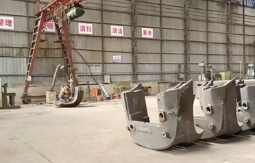 Zunhua Shengjian Prosperous Machinery Parts Co., Ltd. upgradet zijn productielijn voor precisiegietwerk en breidt zijn overzeese aanvoerkanalen voor contragewichtonderdelen van mijnbouwmachines uit.